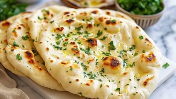 Fresh garlic naan